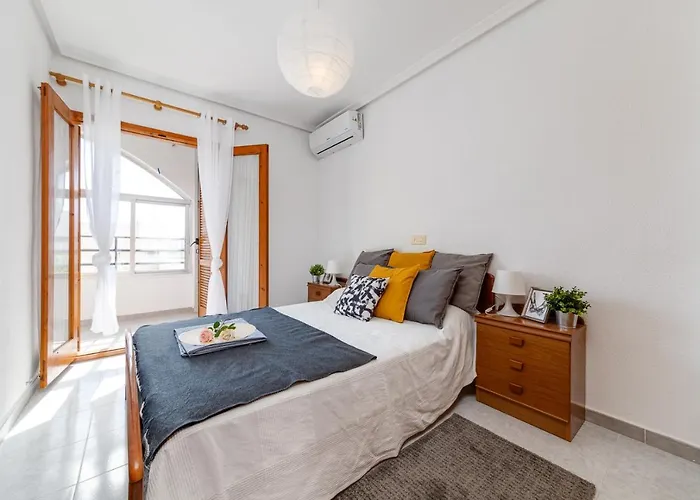 Cozy Apartment Near The Sea