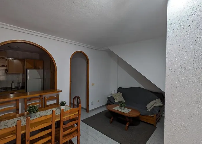 Cozy Apartment Near The Sea